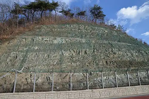 36°27′10.0″N 128°30′40.0″E﻿ / ﻿36.452778; 128.511111