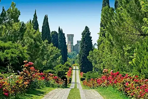 Parco Giardino Sigurtà is a naturalistic park that is home to many different species of plants and flowers.
