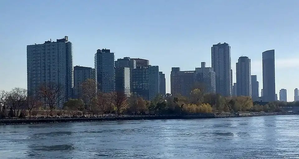 Hunter's Point South