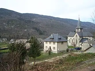 The church and surrounding buildings in Saint-Jean-de-Couz