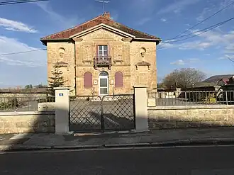 The town hall in Villette-lès-Arbois
