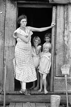 Image 34Wife and children of a sharecropper in Washington County, Arkansas, c. 1935 (from History of Arkansas)
