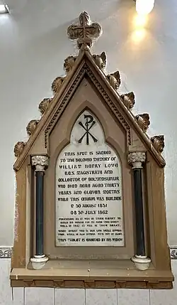 Lowe memorial plaque