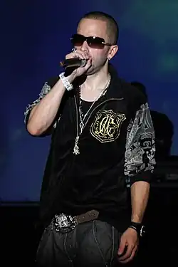 Yandel (2013)